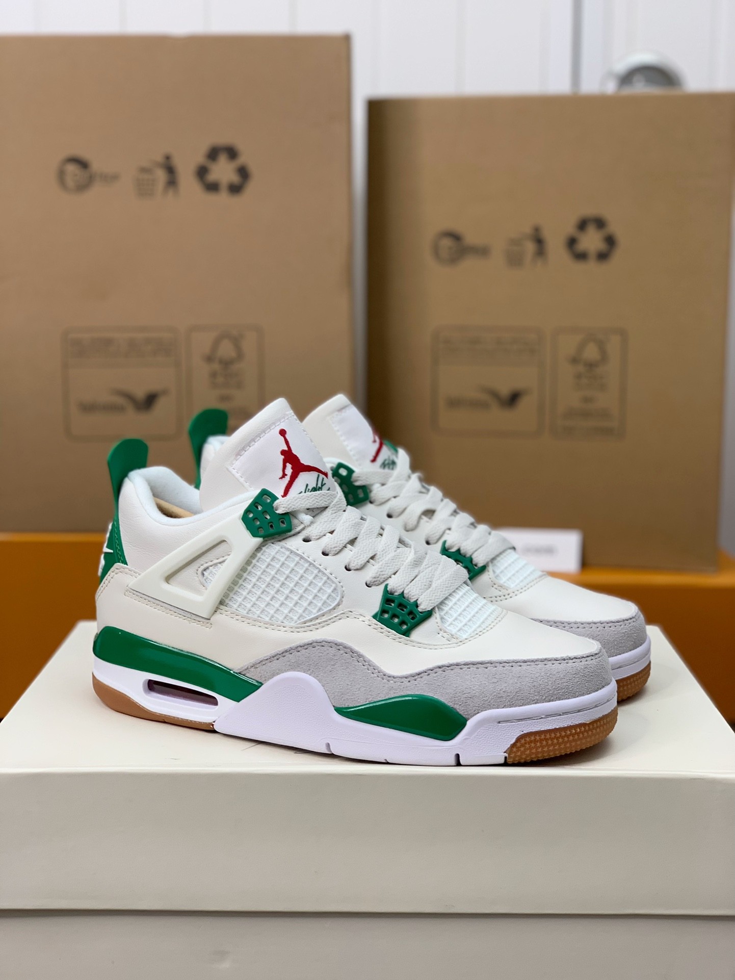 SB X NIKE Air Jordan 4 AJ4 Sneakers