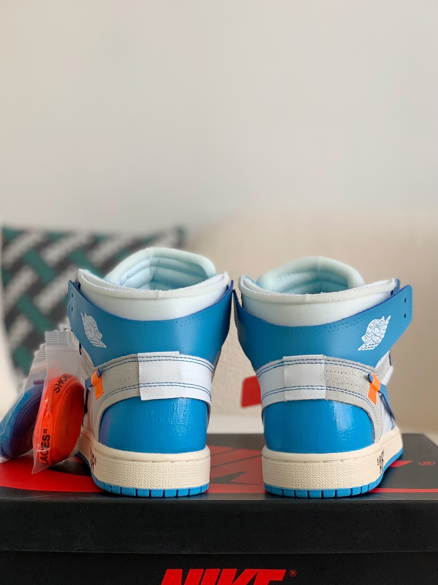 Off-White Air Jordan 1 Powder Blue UNC AJl