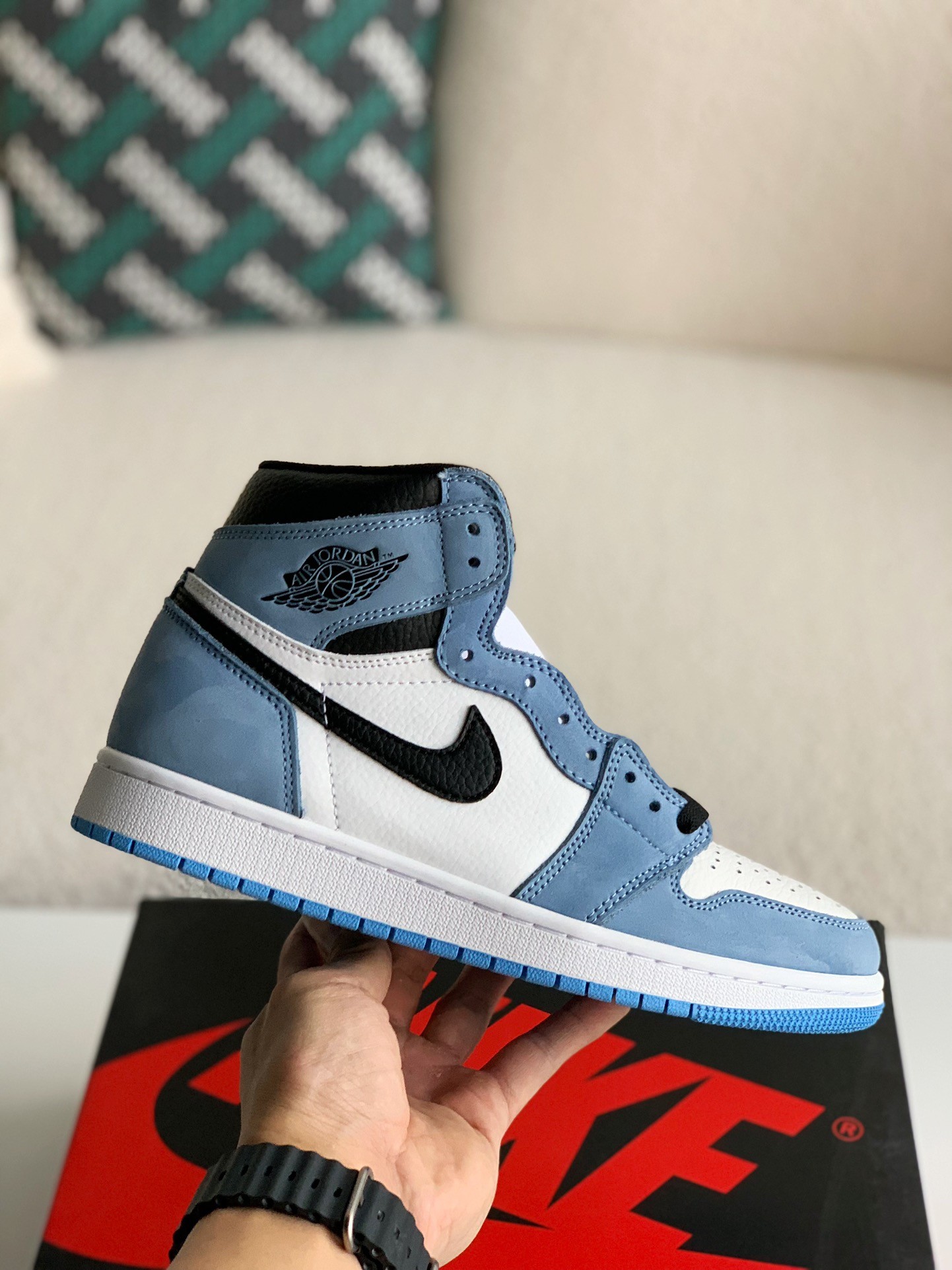 Jordan Air Jordanl Retro High OG "university blue