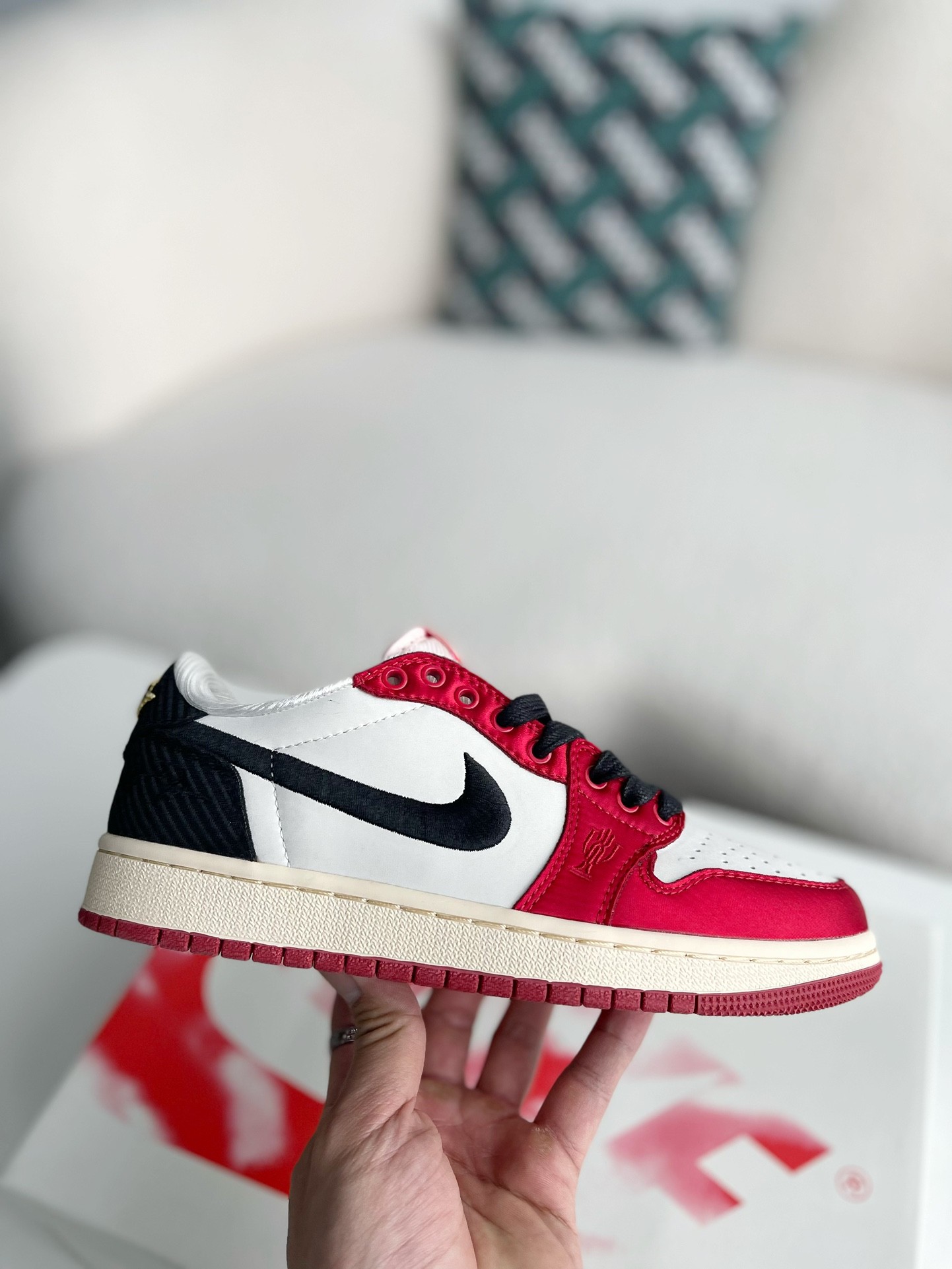 Trophy Room x Jordan Air Jordan 1 Low Golf Sneakers