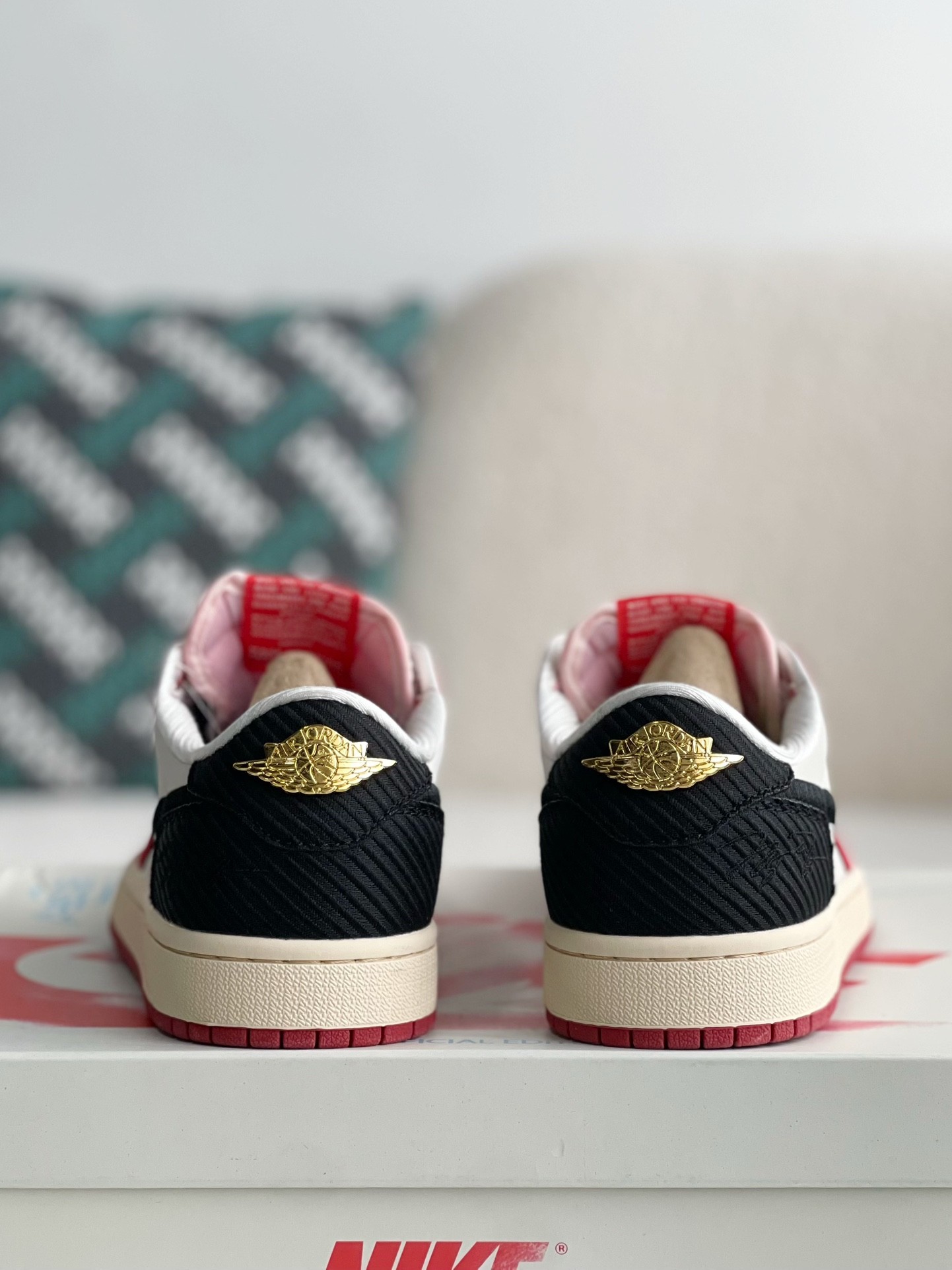 Trophy Room x Jordan Air Jordan 1 Low Golf Sneakers