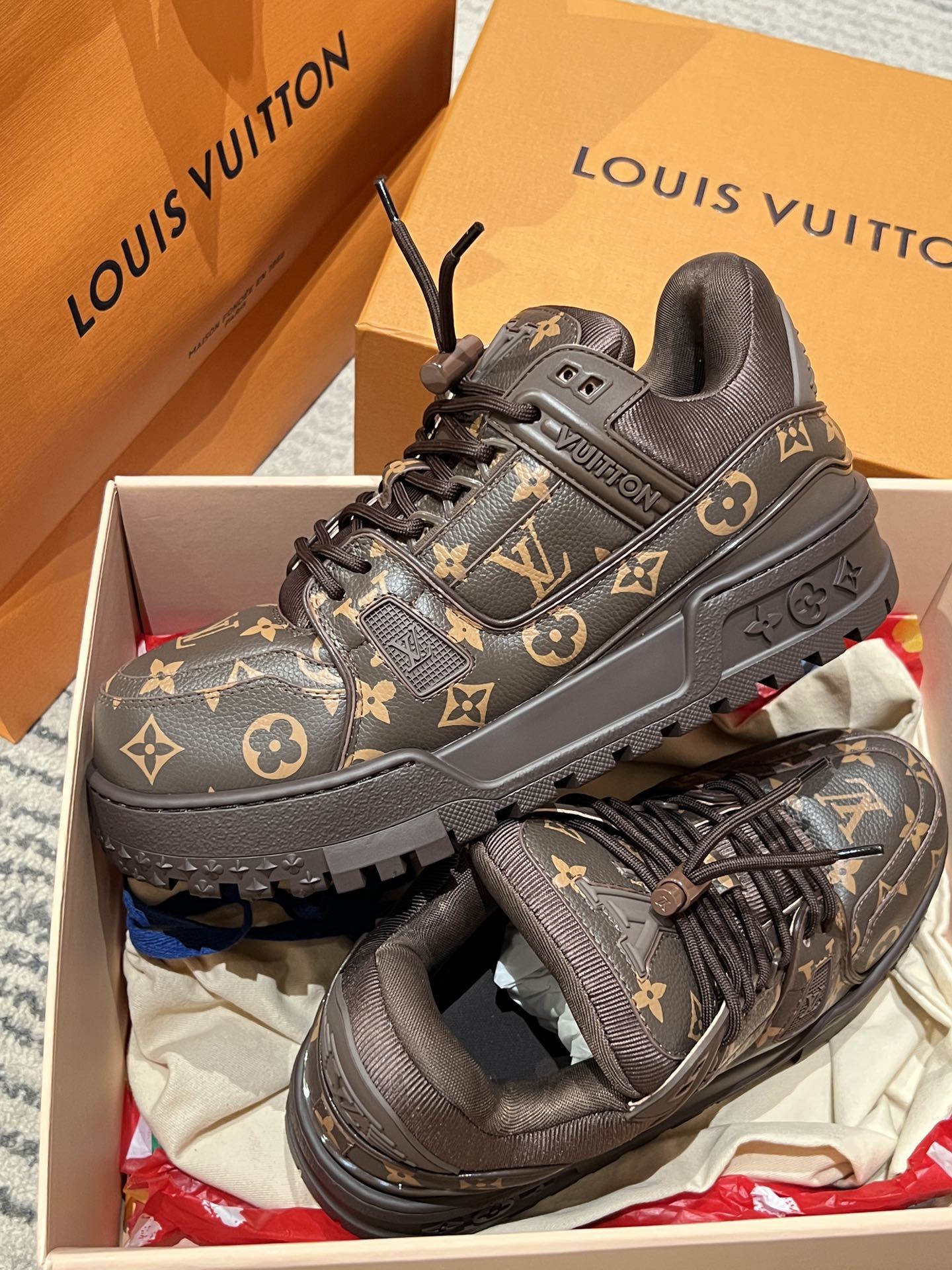 Plus Size 35-47 Biggest Size US13.5  LV Trainer Maxi Sneaker