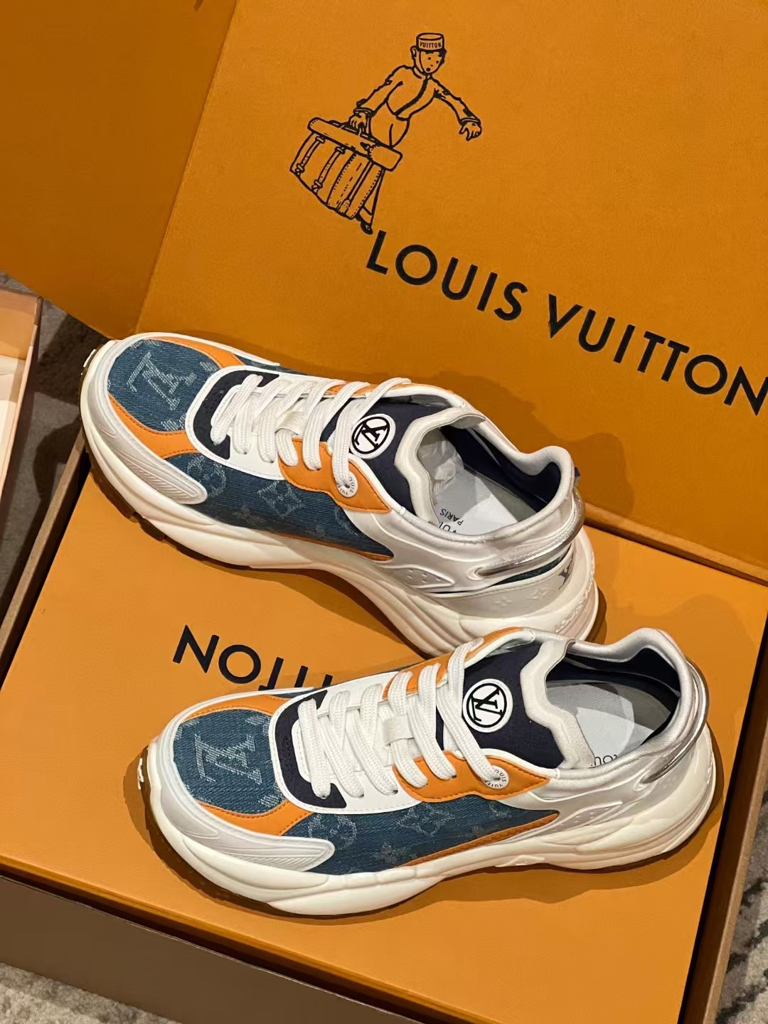 1ACHTV Run 55 Sneaker Louis Vuitton Trainer Sneakers