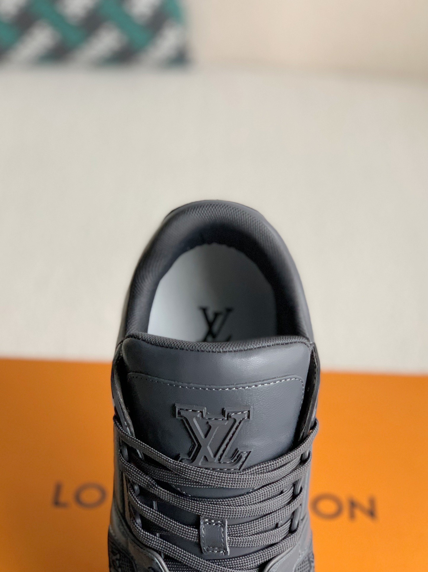 LOUIS VUITTON Trainer Sneaker