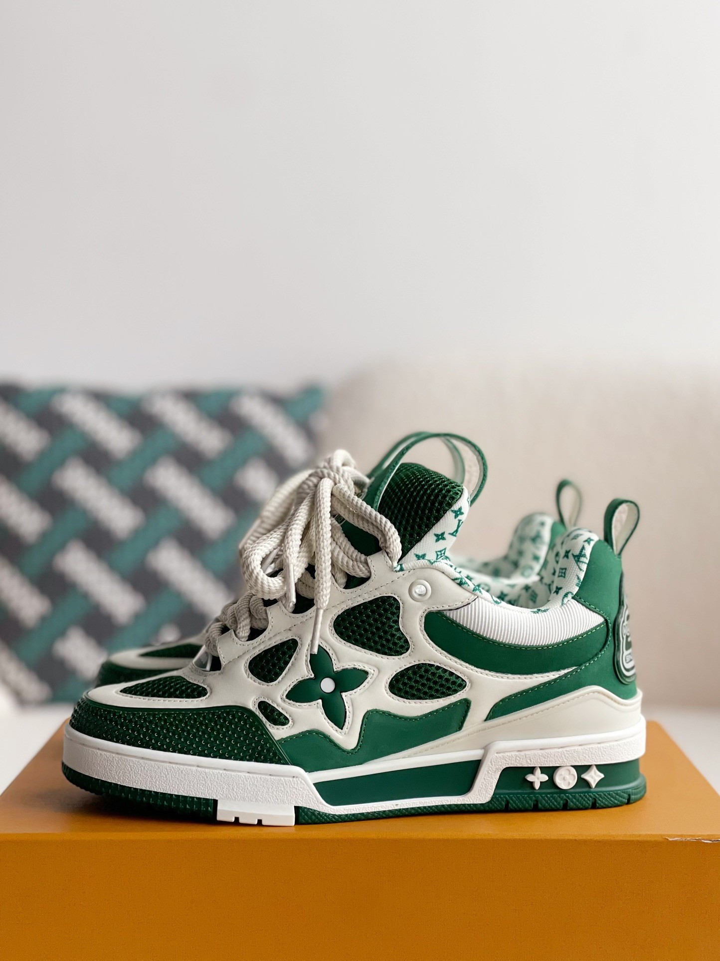 LOUIS VUITTON Skate Sneaker