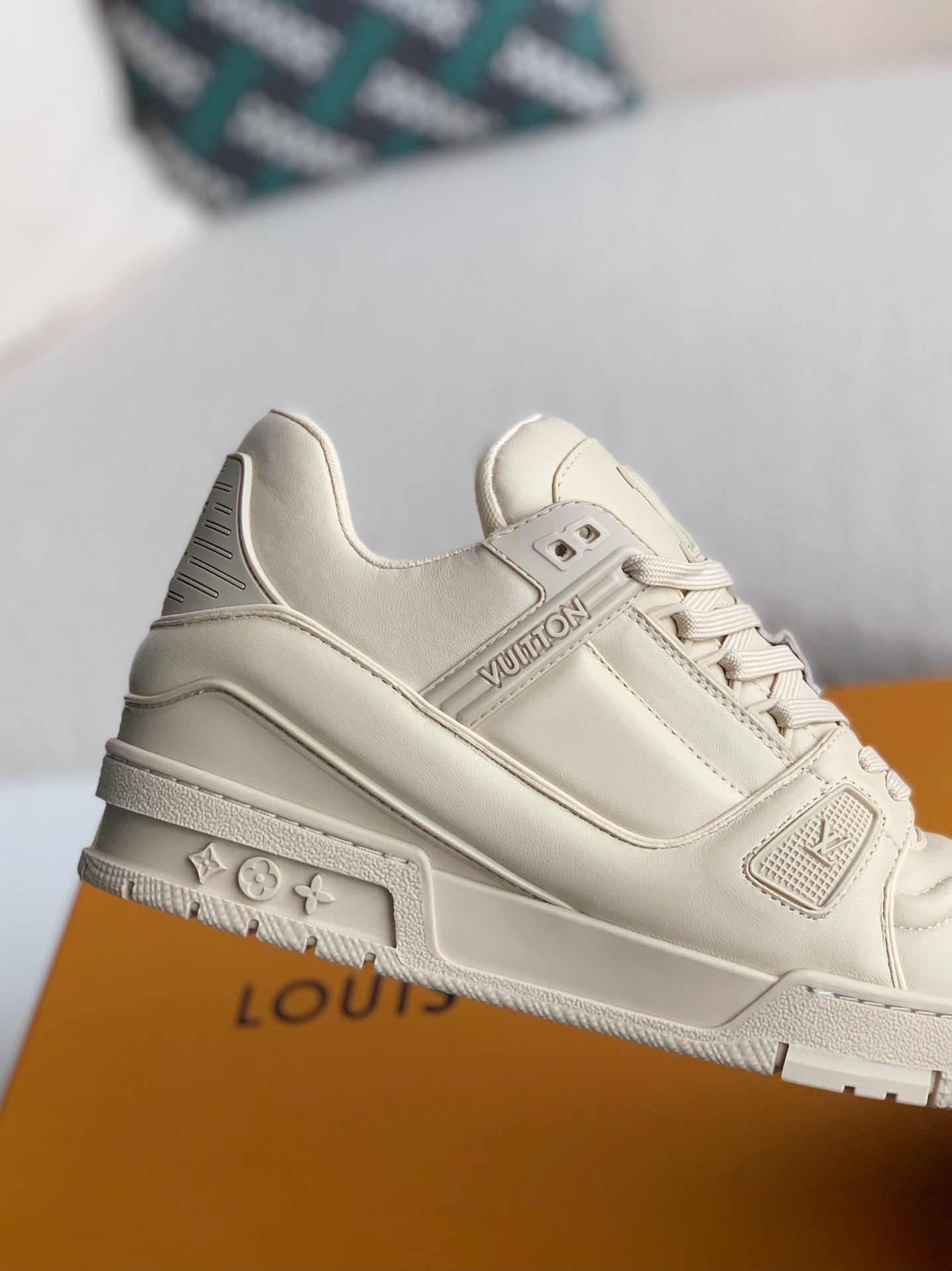 LOUIS VUITTON Trainer Sneaker