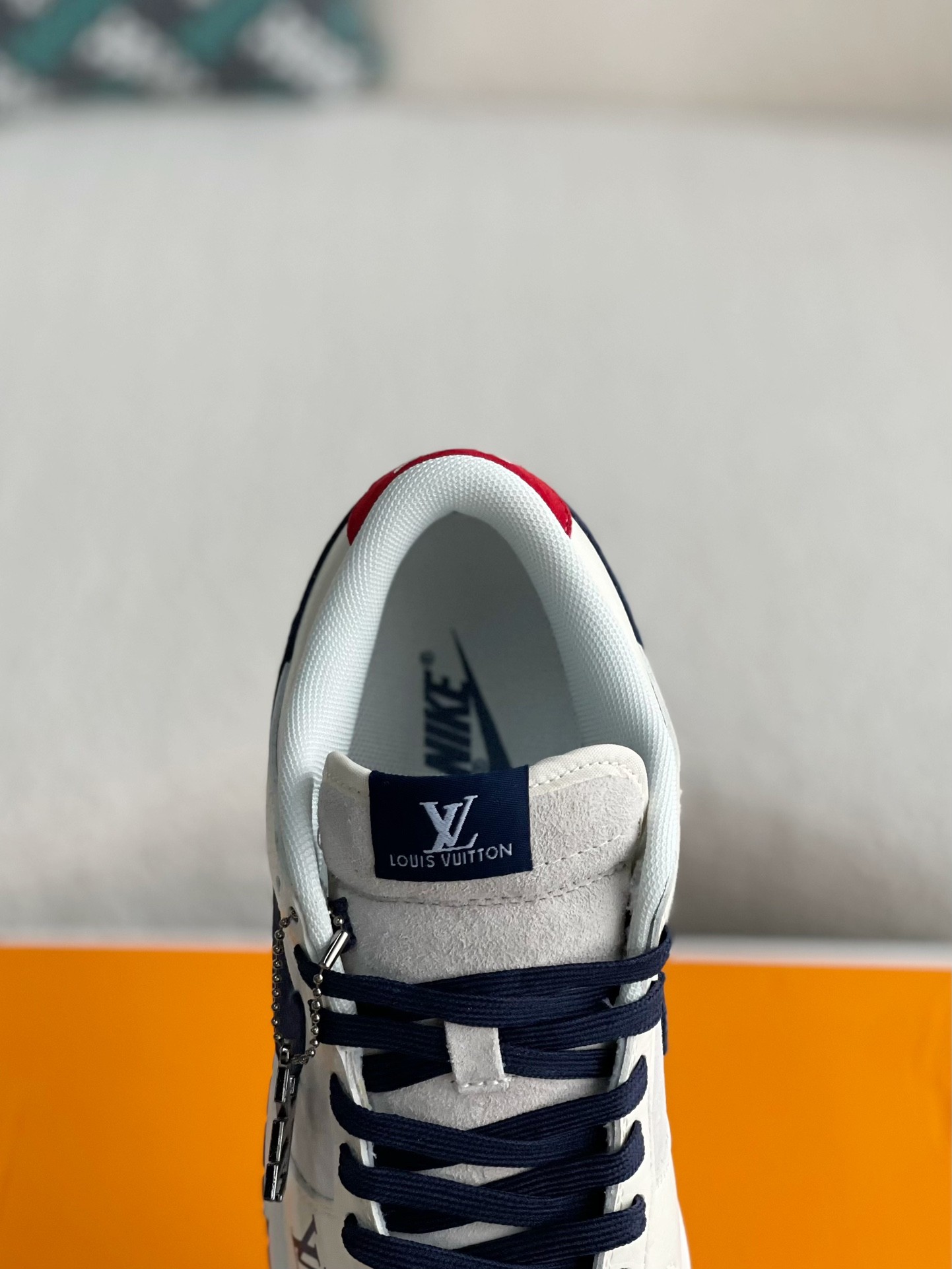 LOUIS VUITTON x Nike Dunk Low-top b oard shoes