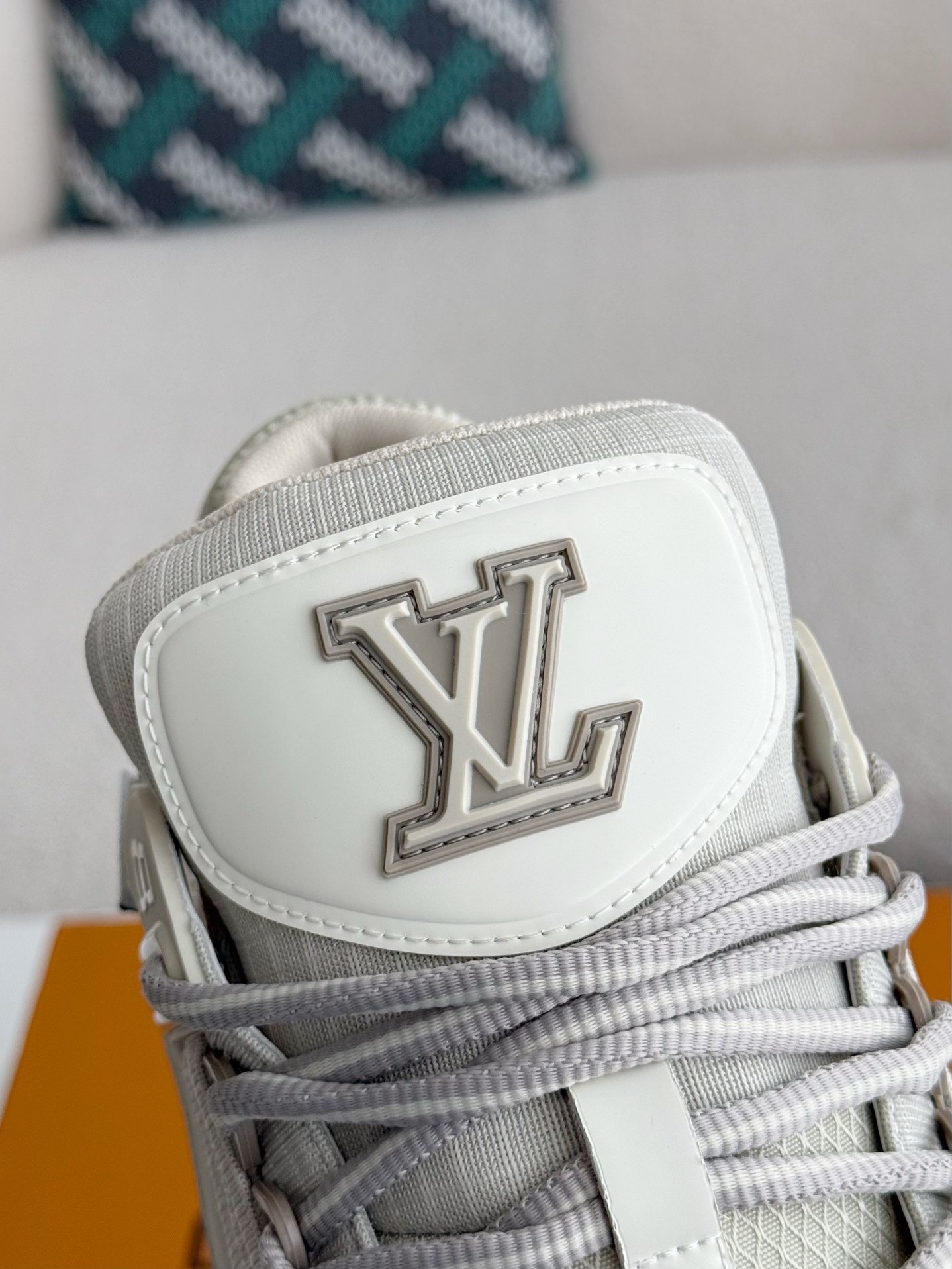  Louis Vuitton LV Trainer 1ADEWS LV Trainer Sneaker