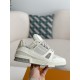  Louis Vuitton LV Trainer 1ADEWS LV Trainer Sneaker