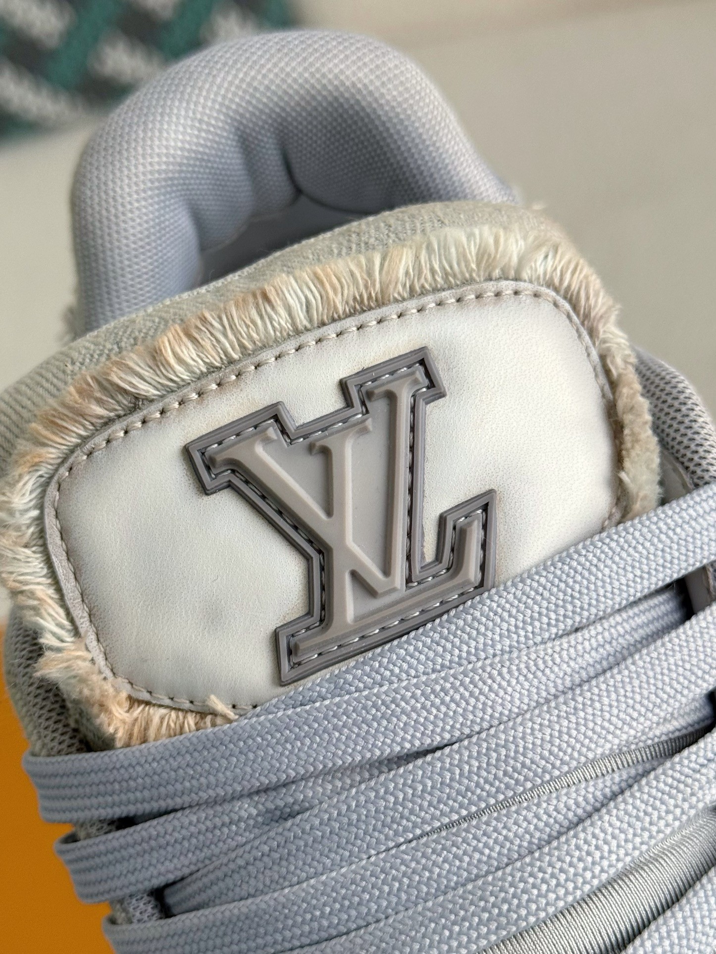  Louis Vuitton LV Trainer  Sneaker