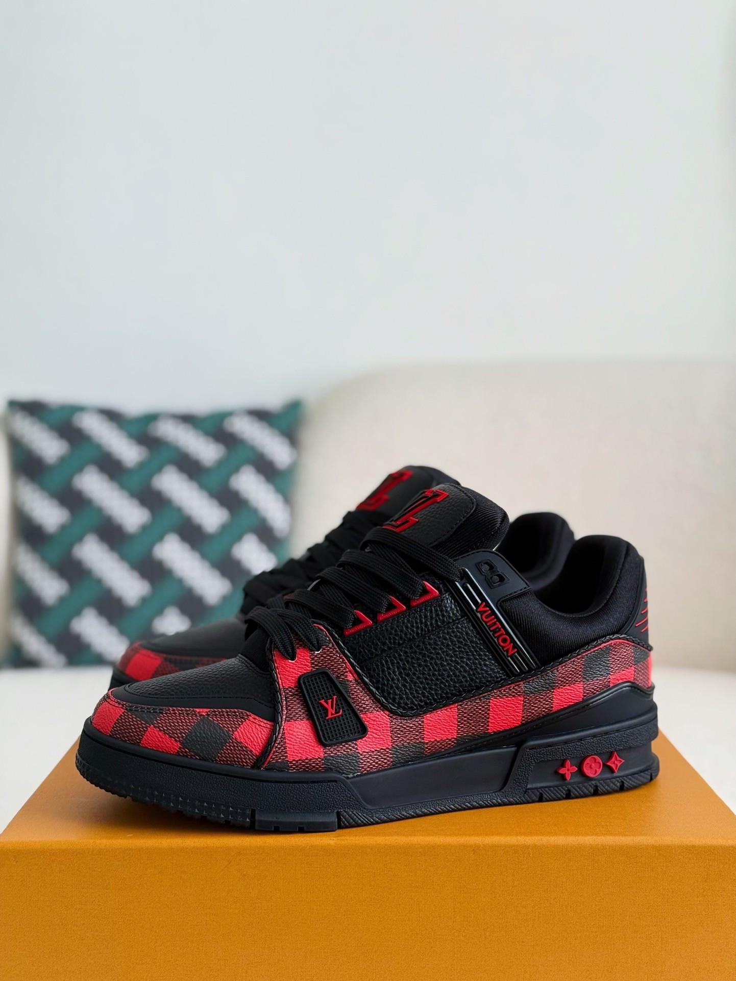  Louis Vuitton LV Trainer   Sneaker