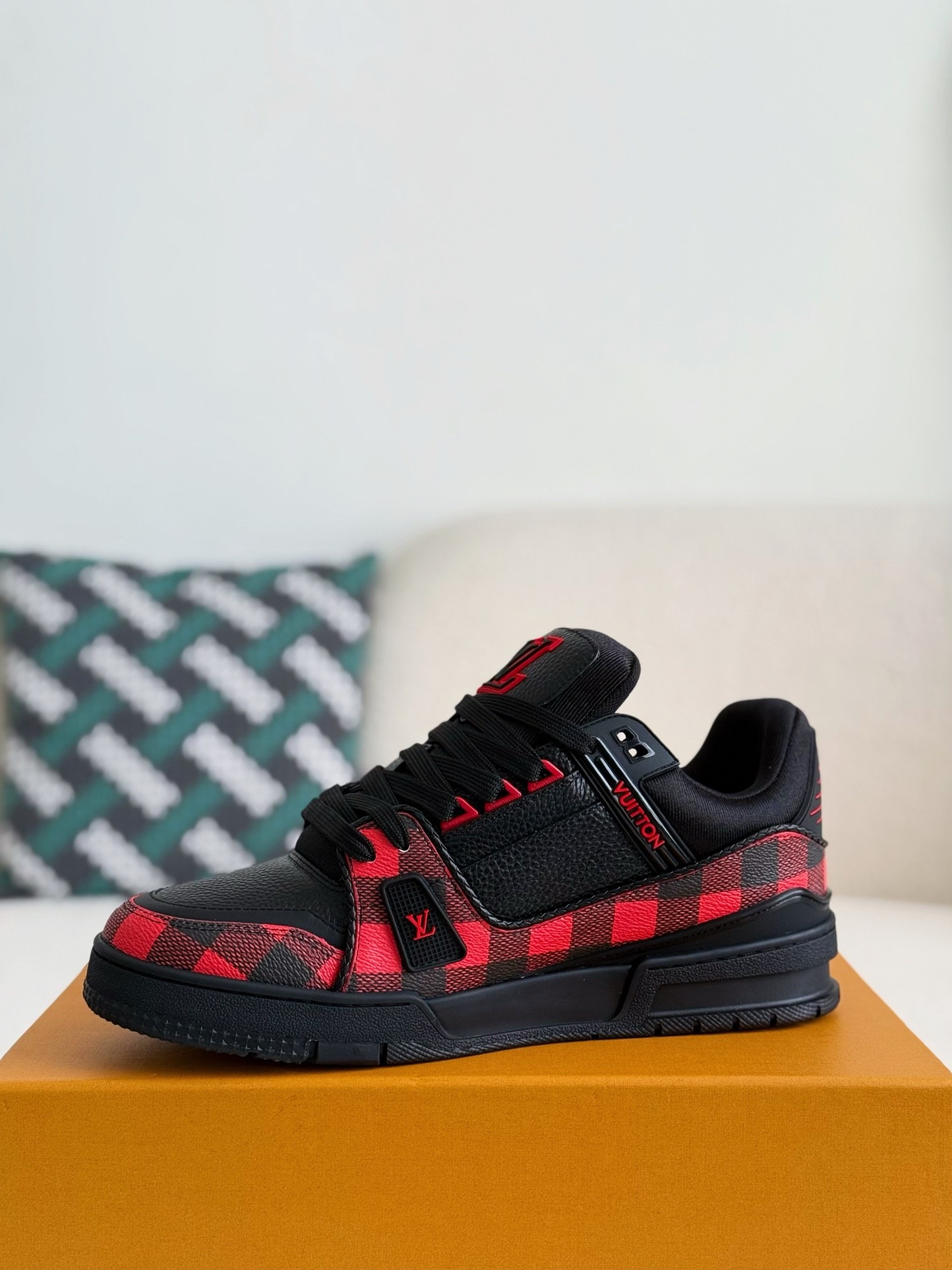  Louis Vuitton LV Trainer   Sneaker