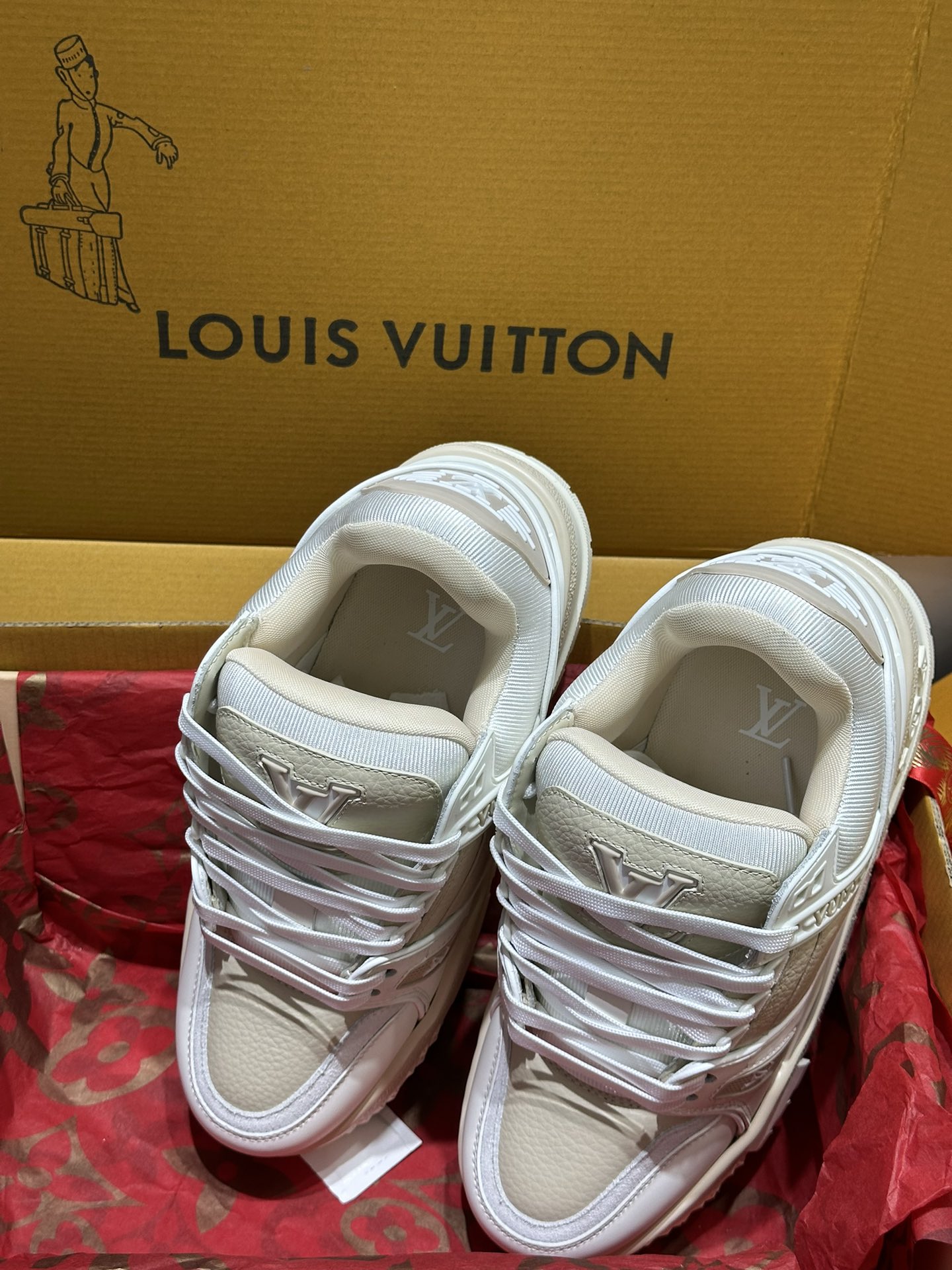  Louis Vuitton  Trainer Maxi Sneaker