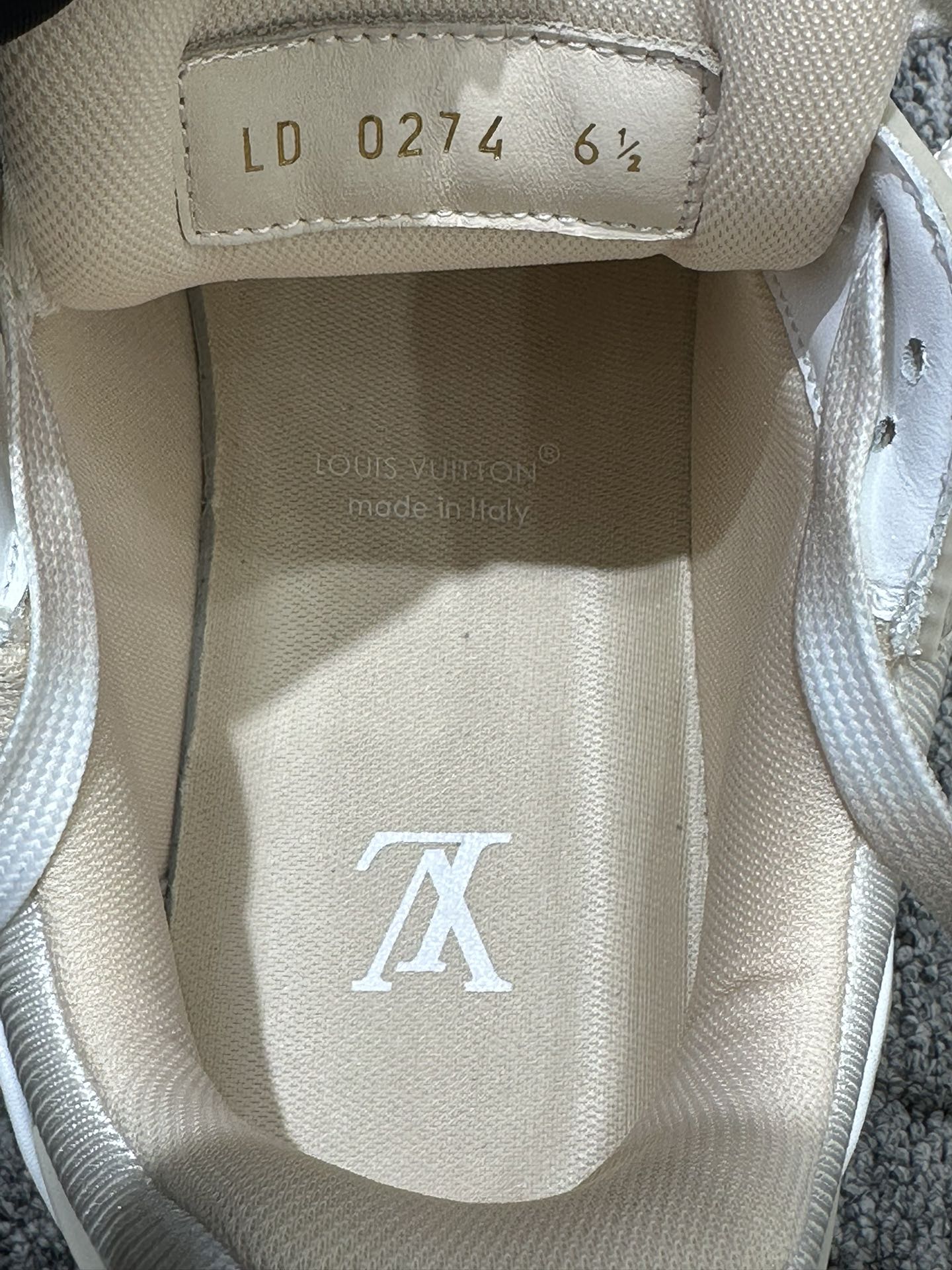  Louis Vuitton LV Trainer  1ADHDF LV Trainer Sneaker