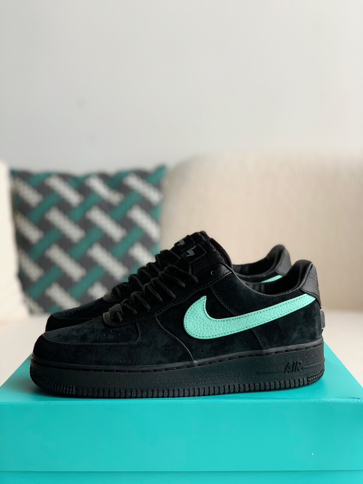 NIKE Air Force 1 Low Tiffany & Co. Sneakers