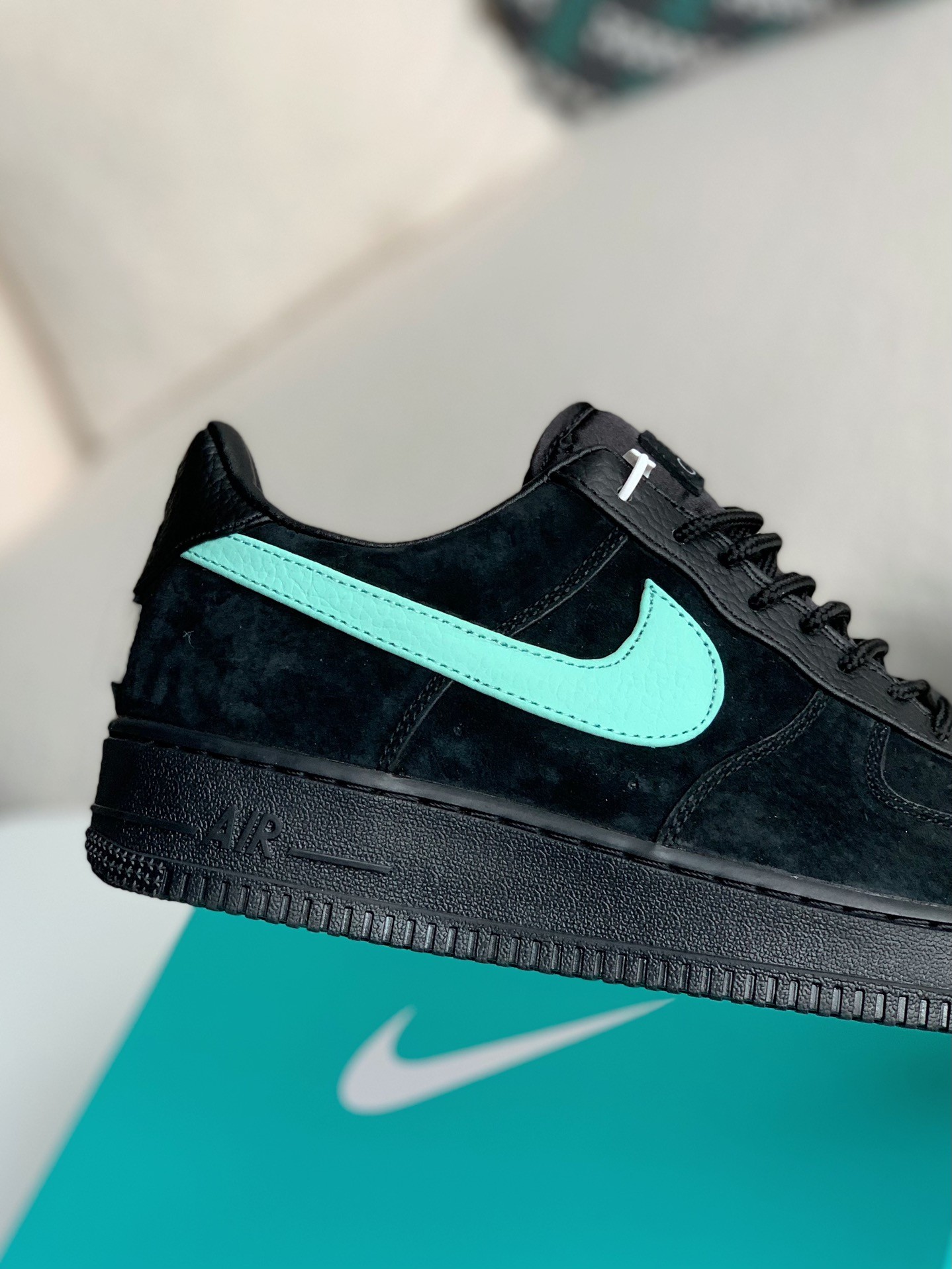 NIKE Air Force 1 Low Tiffany & Co. Sneakers