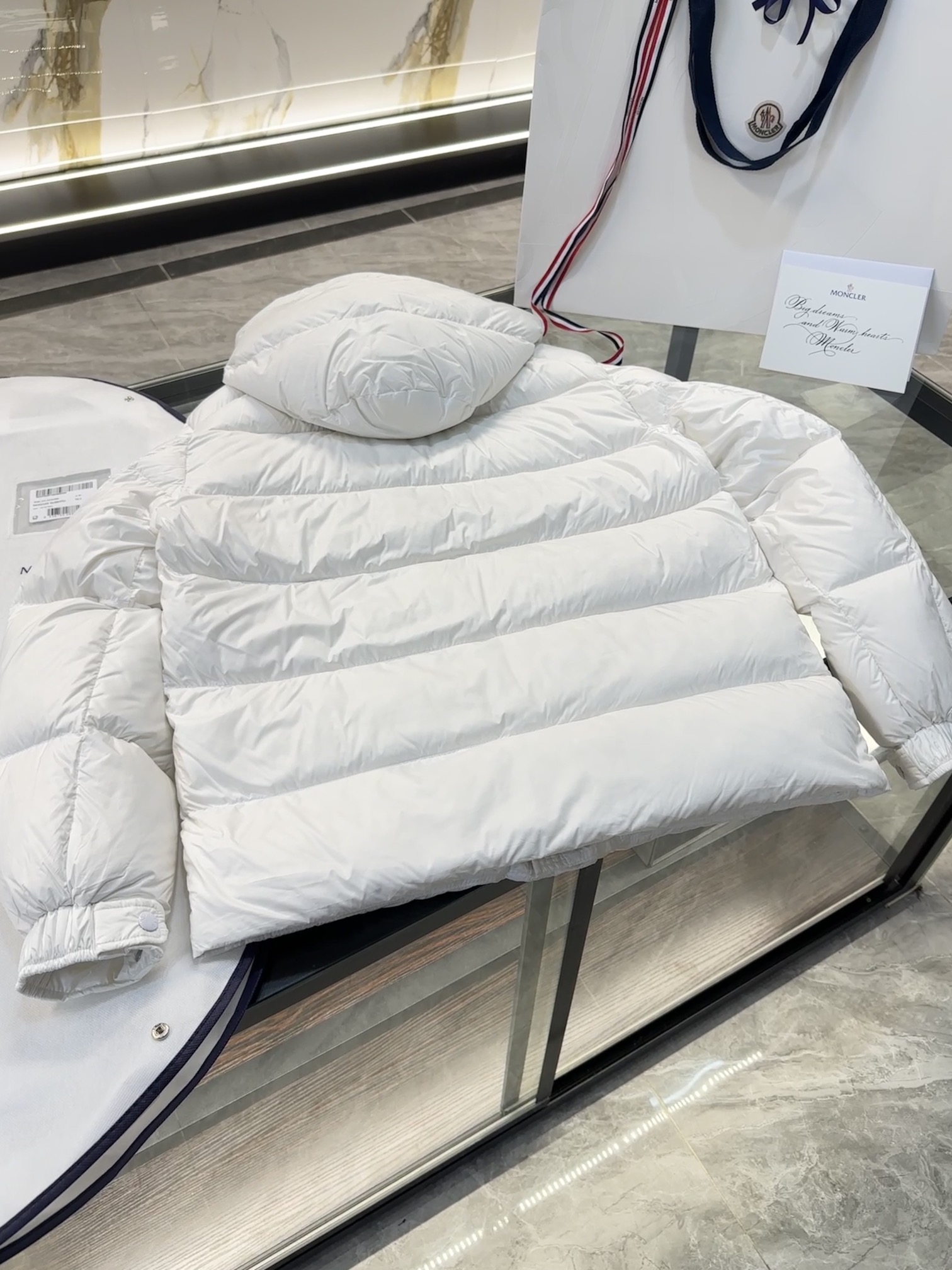 Moncler Montgenevre Short Down Jacket