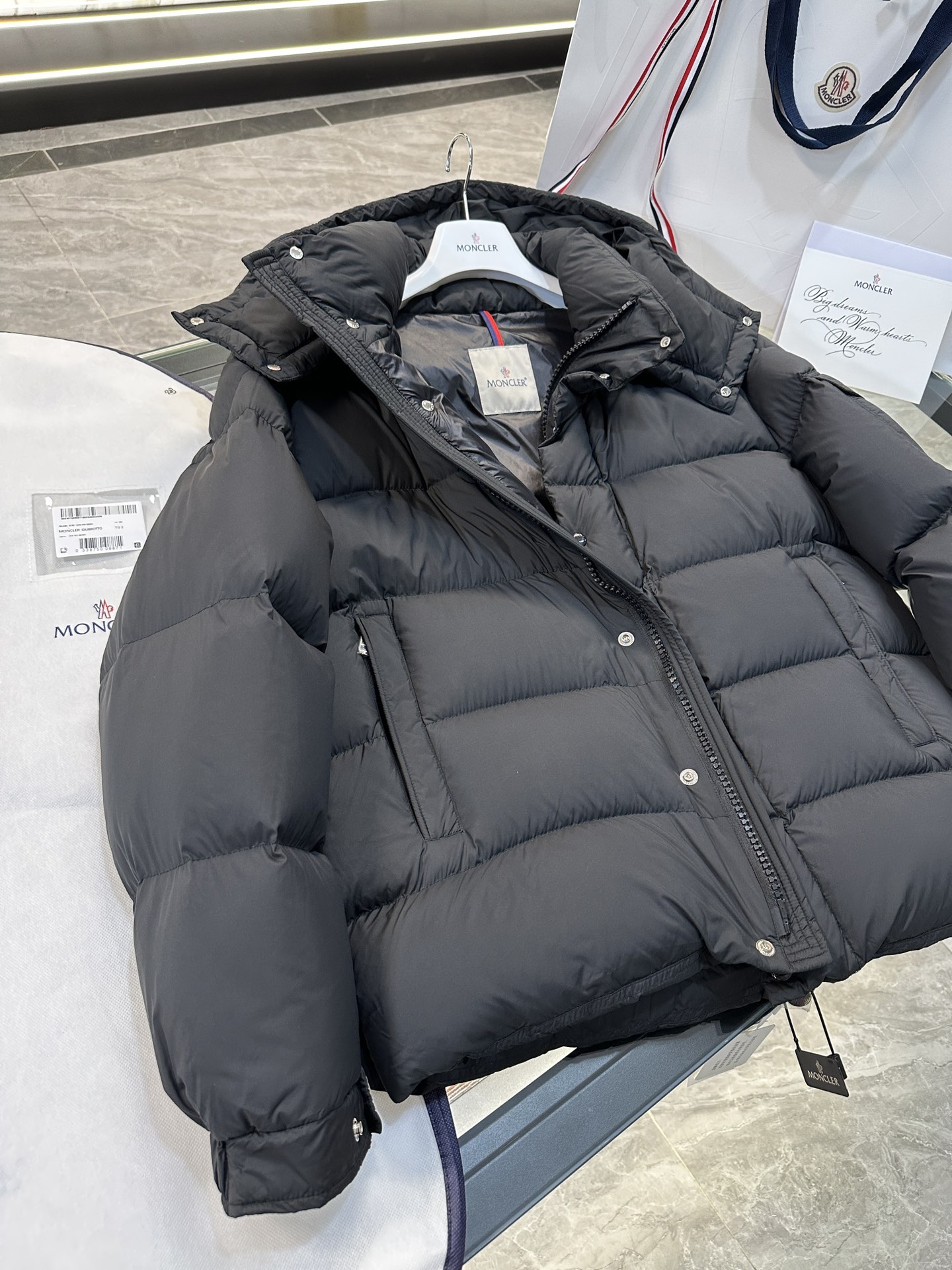 Moncler Montgenevre Short Down Jacket