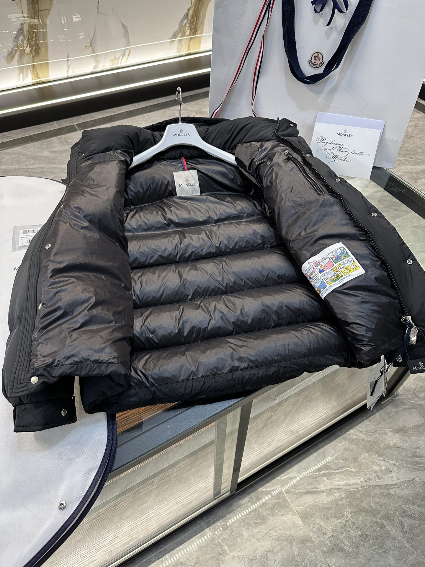 Moncler Montgenevre Short Down Jacket